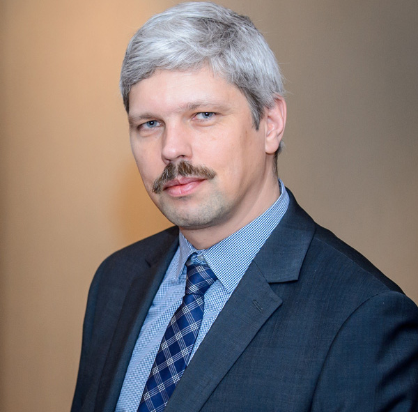 Ivan E. PACHENKO